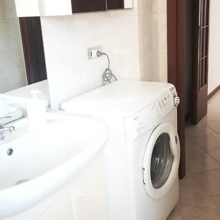 La Casa Di Sabasan - Station 350m - Wifi E Parking Free * Arcore